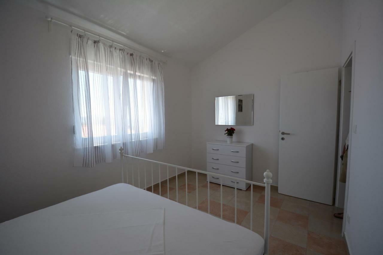 Apartments Otok 2 Trogir Dış mekan fotoğraf